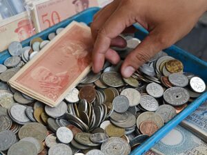 Isi Alamat Anda Untuk Penjemputan Koin Kuno